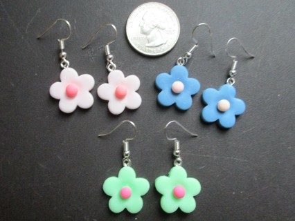 3 Pairs of Acrylic or Resin Flowers Earrings