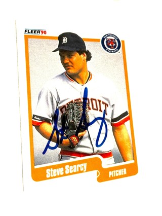 Autographed 1990 Steve Searcy Fleer Baseball Card #615