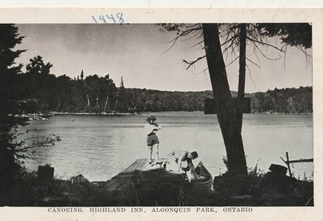 Vintage Unused Postcard: (y): Canoeing, Highland Inn, Algonquin Park, Canada