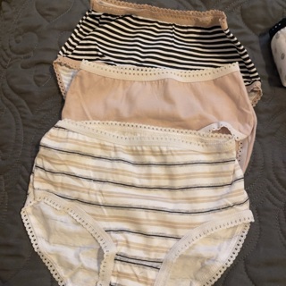 Girl’s Underwear Size 4