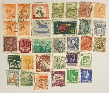 Small pack of stamps 