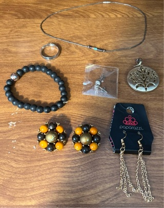 Jewelry Lot