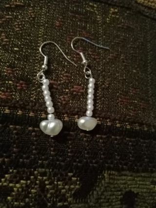 Imitation Pearl Light Weight hook earrings new