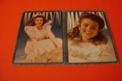 Marilyn Monroe Trading cards MINT