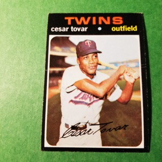 1971 Topps Vintage Baseball Card # 165 - CESAR TOVAR - TWINS - NRMT+ 