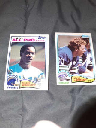 Vintage 1982 Topps Football Cards