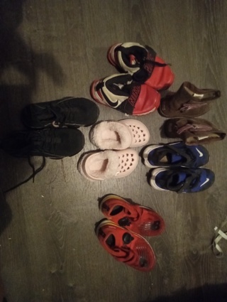 Kids shoes lot 