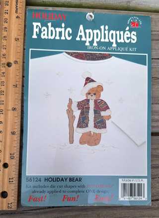 What's New Ltd Fabric Iron-On Appliques Christmas Holiday Bear 56124 New & Sealed