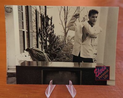 1992 The River Group Elvis Presley "Elvis Personal Life" Card #345