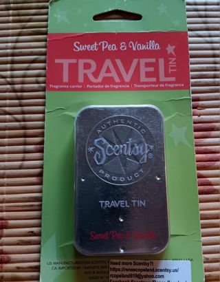 SCENTSY Travel Tin Sweet Pea & Vanilla New on Card