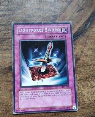 Yu-Gi-Oh Card silver foil title Rare Lightforce Sword