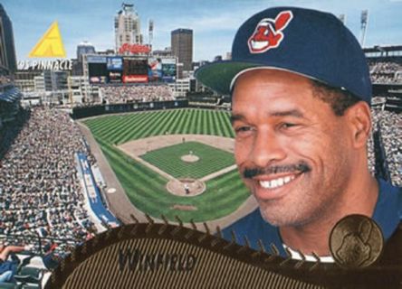 1995 Pinnacle #367 Dave Winfield Cleveland Indians