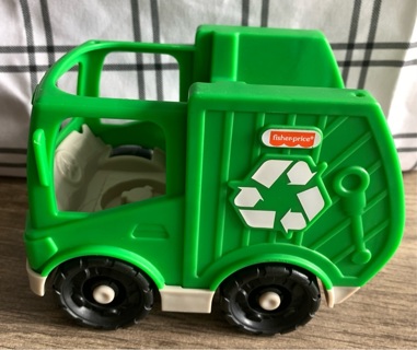 Fisher Price Little People Green Garbage Truck Preowned 