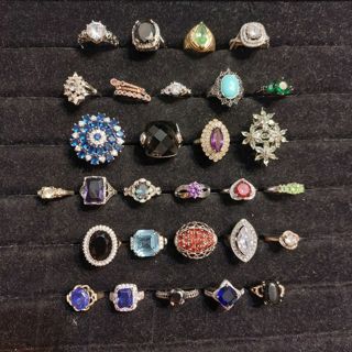 30 beautiful rings variety lot