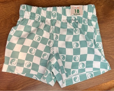 Garanimals Shorts NWT Size 18 months 