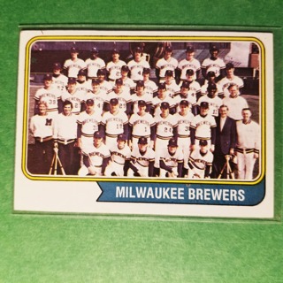 1974 - TOPPS BASEBALL CARD NO. 314 - MIILWAUKEE TEAM - BREWERS - NRMT+