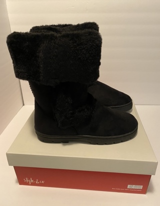 NEW, Women’s Black Faux Fur Boots 