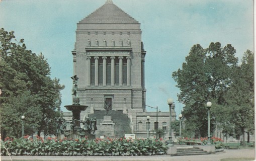 Vintage Used Postcard: A: 1952 World War Memorial, Indianapolis, IN