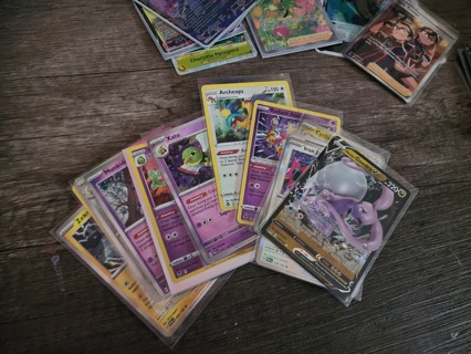 Lot of 12 holo pokemon cards 