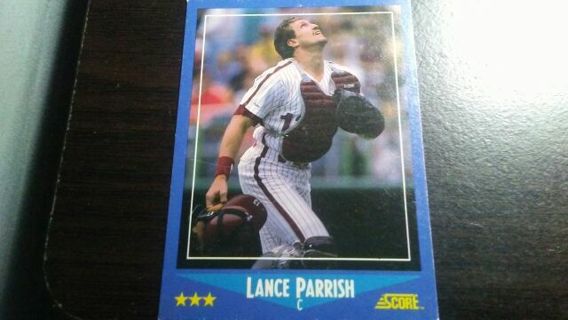 1988 SCORE LANCE PARRISH PHILADELPHIA PHILLIES BASEBALL CARD# 131 OF 660