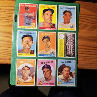 9 - MIXED LOT - TOPPS LOW GRADE -VG - BASEBALL CARDS