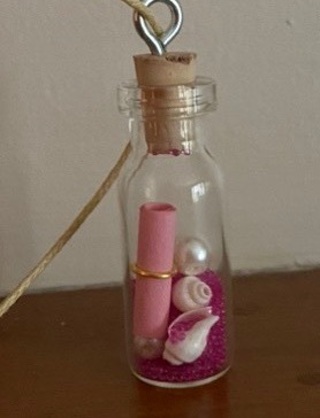 Message in a mini bottle 