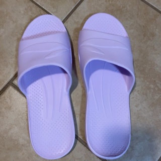 BN Lightweight Indoor Outdoor Unisex Slippers .