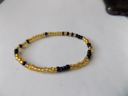 Bracelet E beads yellow and black