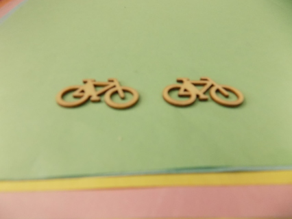 Set of 2 wooden bicycle shapes for crafts # 1