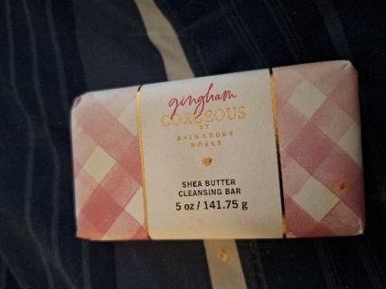 BBW gingham gorgeous shea butter cleansing bar