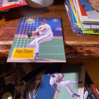 1998 topps MLB stars Roger Clemens baseball card 