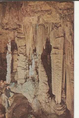 Vintage Unused Postcard: d: Caverns of Luray, VA