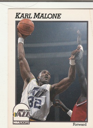 1991-92 Hoops Utah Jazz Basketball Card #211 Karl Malone