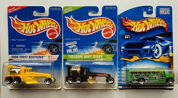 Lot of 3 Hot Wheels Includes a Treasure Hunt