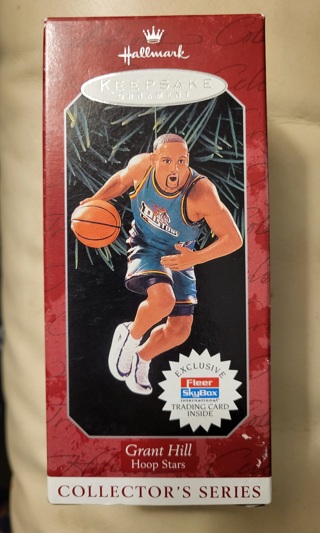 Hallmark NBA Grant Hill Christmas Ornament w/ Exclusive Trading Card