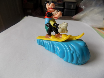 1995 Burger King kids toy Disney's Goofy & Max waterskiing