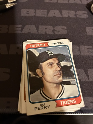 1974 topps jim perry  (rough)