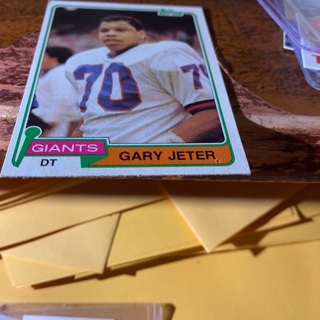 1981 topps gary jeter football card 