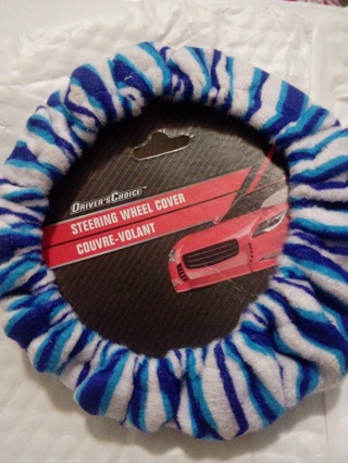 Steering wheel cover 