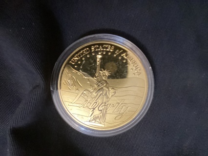 GOLDEN STATUE OF LIBERTY COIN