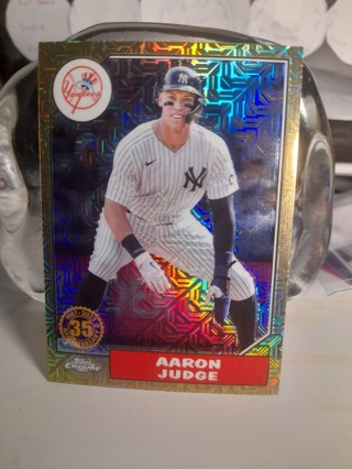 2022 Aaron Judge Gold Topps Chrome Refractor 35th Anniv WITH TRACKING