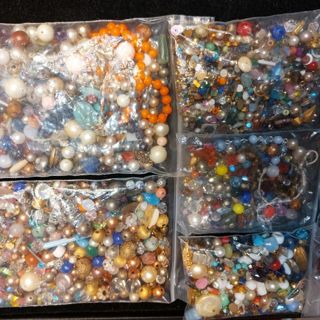 Beads, gemstones, rhinestones, crystals mix