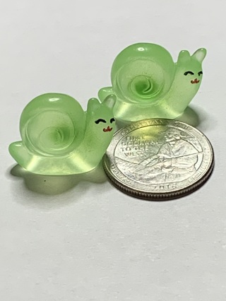 SNAILS~#2~GREEN~SET OF 2 SNAILS~GLOW IN THE DARK~FREE SHIPPING!