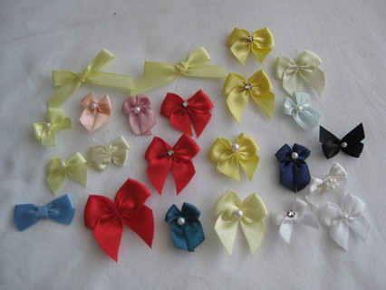 Small bows, different colors and sizes, 26 pcs. embellishments, cloths decor, sewing