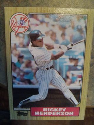 1987 TOPPS RICKEY HENDERSON NEW YORK YANKEES BASEBALL CARD# 735