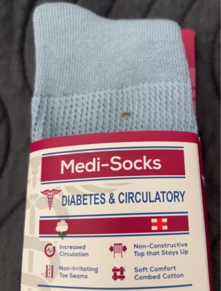 New: MEDI-Crew Socks. Diabetics Improve Circulation / Neuropathy. 90% Cotton 7% Poly 3% Elastic  