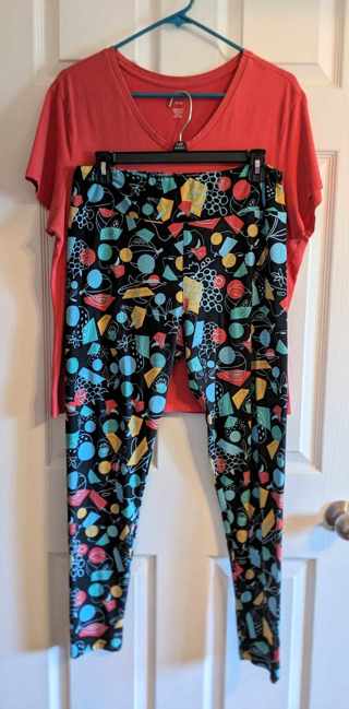 LuLaRoe TC *EUC* SUPER SOFT LEGGINGS & T-SHIRT LG **READ** 