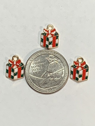 CHRISTMAS CHARMS~#33~SET OF 3 CHARMS~FREE SHIPPING!