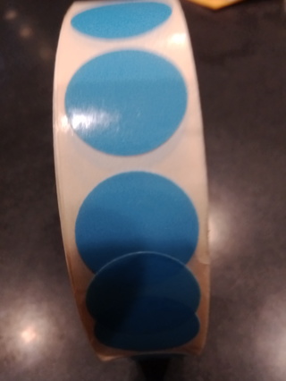 20 medium blue round stickers