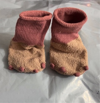 Brand New Pair of Dinosaur Claw, Pink, Slipper Socks For Baby. Size Small - Adorable! 